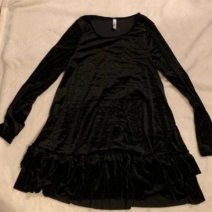 Black velvet dress